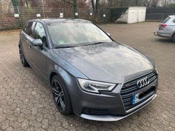 Grau Gebraucht 2016 Audi A3 S-Line Limousine | 9.700 € (Fairer Preis)