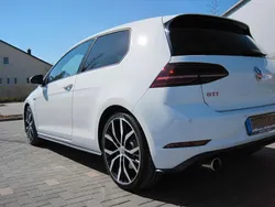 Weiß Gebraucht 2019 VW Golf VII GTI Limousine | 20.500 € (Guter Preis)