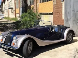 Blau Gebraucht 1974 Morgan Plus 8 Cabrio | 38.800 €