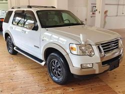Weiß Gebraucht 2008 Ford Explorer SUV | 14.500 €