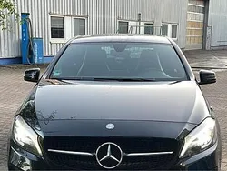 Schwarz Gebraucht 2016 Mercedes A180 Kombi | 15.000 € (Superpreis)
