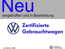 Pure white (weiß) Gebraucht 2025 VW T-Roc Style SUV | 30.690 € (Guter Preis)