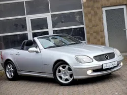 Silber Gebraucht 2001 Mercedes SLK230 Cabrio | 8.990 € (Teuer)