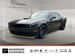 Pitch black Neu 2025 Dodge Challenger Coupé | 78.990 €