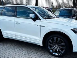 Weiß Gebraucht 2020 VW Touareg Style SUV | 51.500 € (Etwas zu teuer)