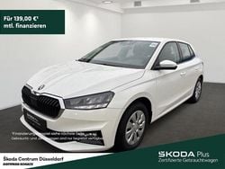 Weiss Gebraucht 2022 Skoda Fabia Active Limousine | 13.890 € (Fairer Preis)