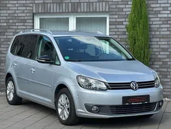 Silber Gebraucht 2012 VW Touran Style Van / Kleinbus | 13.499 € (Etwas zu teuer)