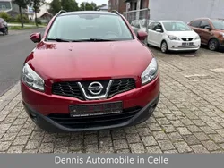 Rot Gebraucht 2013 Nissan Qashqai 360º SUV | 9.490 € (Etwas zu teuer)