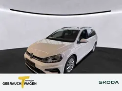 Weiß Gebraucht 2019 VW Golf VII Comfortline Kombi | 16.240 € (Teuer)