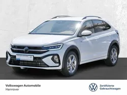 Pure white Gebraucht 2024 VW Taigo R-line SUV | 26.650 € (Teuer)