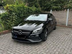 Schwarz Gebraucht 2018 Mercedes CLA220 Shooting Brake Kombi | 16.400 € (Fairer Preis)