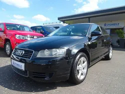 Schwarz Gebraucht 2003 Audi A3 Attraction Limousine | 1.690 € (Etwas zu teuer)