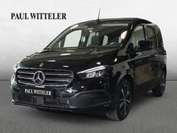 Loparitschwarz Gebraucht 2024 Mercedes 180 Edition Limousine | 33.990 €