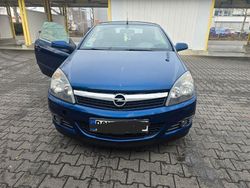 Blau Gebraucht 2006 Opel Astra Edition Coupé | 1.500 € (Fairer Preis)