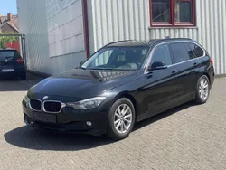 Schwarz Gebraucht 2012 BMW 318 Sport Line Kombi | 5.998 € (Guter Preis)