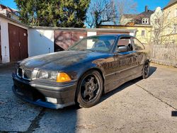 Schwarz Gebraucht 1993 BMW 320 Coupé | 4.999 €