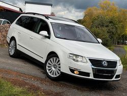 Weiß Gebraucht 2008 VW Passat R Limousine | 5.490 € (Teuer)
