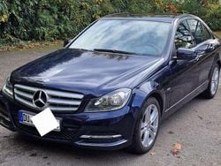 Blau Gebraucht 2011 Mercedes C180 Avantgarde Limousine | 8.500 € (Guter Preis)