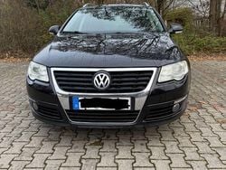 Schwarz Gebraucht 2008 VW Passat R Kombi | 2.800 € (Superpreis)