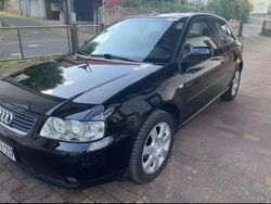 Schwarz Gebraucht 2001 Audi A3 Ambiente Limousine | 1.550 € (Guter Preis)