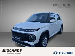 Unbleached ivory un Gebraucht 2025 Hyundai Inster Trend Kleinwagen | 23.950 € (Fairer Preis)