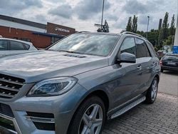 Silber Gebraucht 2024 Mercedes 350 AMG line SUV | 21.800 €
