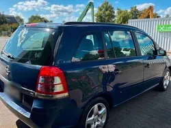 Blau Gebraucht 2008 Opel Zafira Van / Kleinbus | 2.800 € (Fairer Preis)