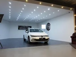 Weiß Gebraucht 2022 VW Golf VIII Active Limousine | 19.997 € (Guter Preis)