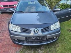 Grau Gebraucht 2006 Renault Mégane II Avantage Kleinwagen | 1.850 € (Fairer Preis)