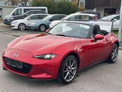 Gebraucht 2016 Mazda MX5 Sports-Line Cabrio | 10.950 €