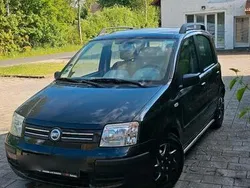 Schwarz Gebraucht 2004 Fiat Panda Kleinwagen | 1.200 €