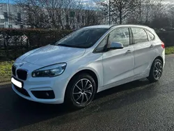 Weiß Gebraucht 2016 BMW 218 Gran Tourer Van / Kleinbus | 10.500 € (Teuer)