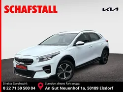 Weiss ((wd) cararraweiss) Gebraucht 2022 Kia XCeed Comfort SUV | 17.879 € (Guter Preis)