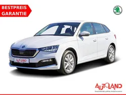 Weiß Gebraucht 2023 Skoda Scala Kleinwagen | 19.890 € (Guter Preis)