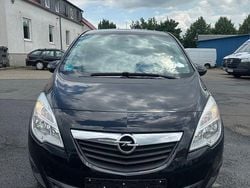 Schwarz Gebraucht 2011 Opel Meriva Edition Van / Kleinbus | 4.200 € (Fairer Preis)