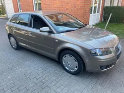 Beige Gebraucht 2006 Audi A3 Sportback Ambiente Kombi | 2.800 € (Fairer Preis)