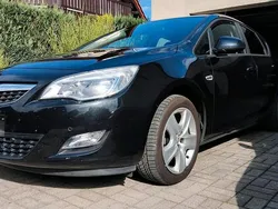 Schwarz Gebraucht 2012 Opel Astra Limousine | 4.600 € (Guter Preis)