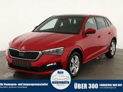 Rot Gebraucht 2023 Skoda Scala Style Kleinwagen | 22.495 € (Guter Preis)