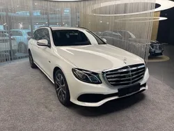 Weiß Gebraucht 2019 Mercedes E300 Limousine | 22.990 € (Superpreis)
