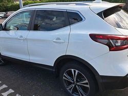 Weiß Gebraucht 2019 Nissan Qashqai N-Connecta SUV | 16.600 € (Fairer Preis)