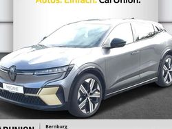 Blau Gebraucht 2024 Renault Mégane Komfort Limousine | 35.995 € (Teuer)