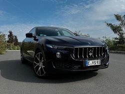Andere farben Gebraucht 2017 Maserati Levante SUV | 21.999 € (Fairer Preis)