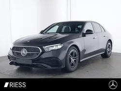 Grau Gebraucht 2023 Mercedes E220 AMG Limousine | 47.900 € (Superpreis)