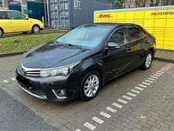 Schwarz Gebraucht 2016 Toyota Corolla Comfort Limousine | 8.200 € (Superpreis)
