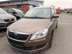 Braun Gebraucht 2012 Skoda Roomster Family Van / Kleinbus | 5.990 € (Fairer Preis)