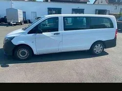 Weiß Gebraucht 2017 Mercedes Vito Van / Kleinbus | 10.000 € (Etwas zu teuer)