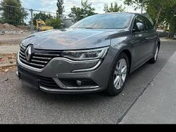 Grau Gebraucht 2017 Renault Talisman Life Limousine | 9.990 € (Guter Preis)