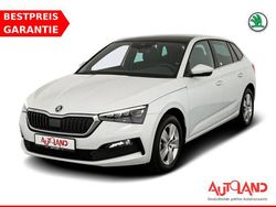 Weiß Gebraucht 2023 Skoda Scala Kleinwagen | 22.490 € (Guter Preis)