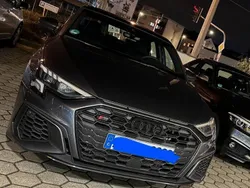 Grau Gebraucht 2023 Audi S3 Ambiente Limousine | 39.999 € (Superpreis)