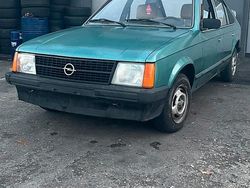 Grün Gebraucht 1980 Opel Kadett S Limousine | 1.450 €